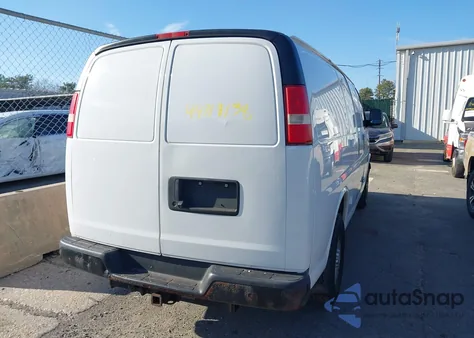 2015 Chevrolet Express 2500 Work Van from USA, damaged, VIN 1GCWGFCF9F1168182
